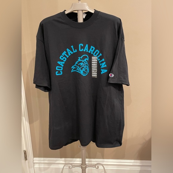 Vintage Deadstock Costal Carolina t-shirt with original tags - Picture 2 of 7